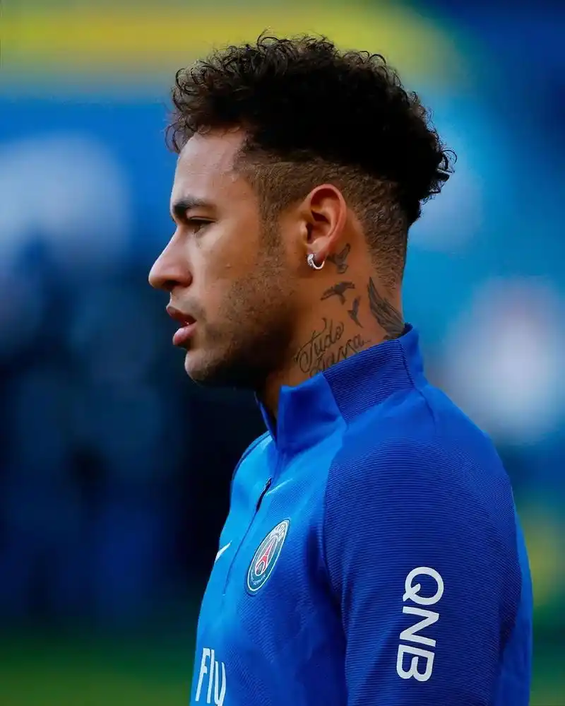 凳深度和比 凳深度和比