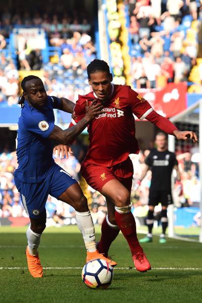 “我曾和自己的队员谈恋爱，这导致现在没有球队敢再聘任我”.