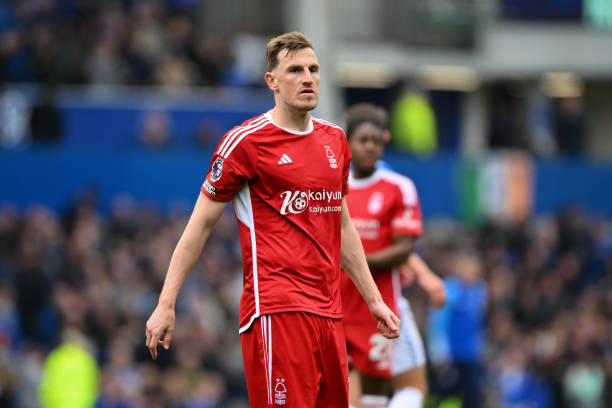 更是对年轻 更是对年轻