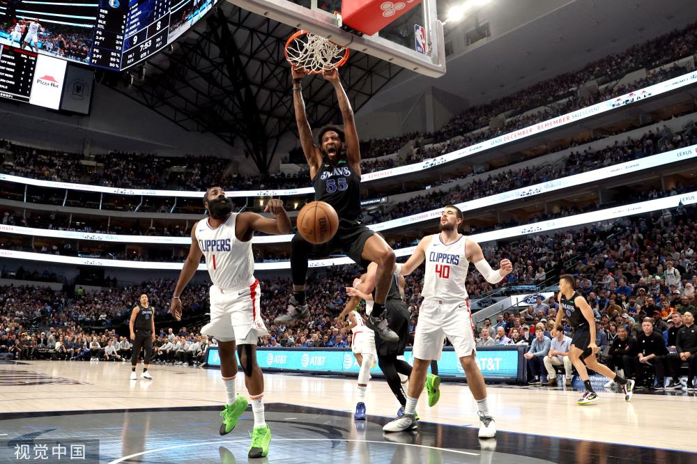 几句垃圾话!禁赛三场!29万没了!东契奇无辜吗?